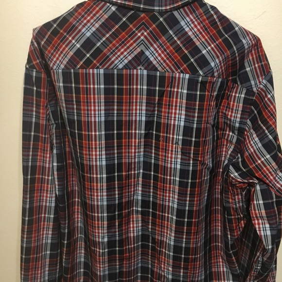 Johnston & Murphy sharp button down - Picture 3 of 4